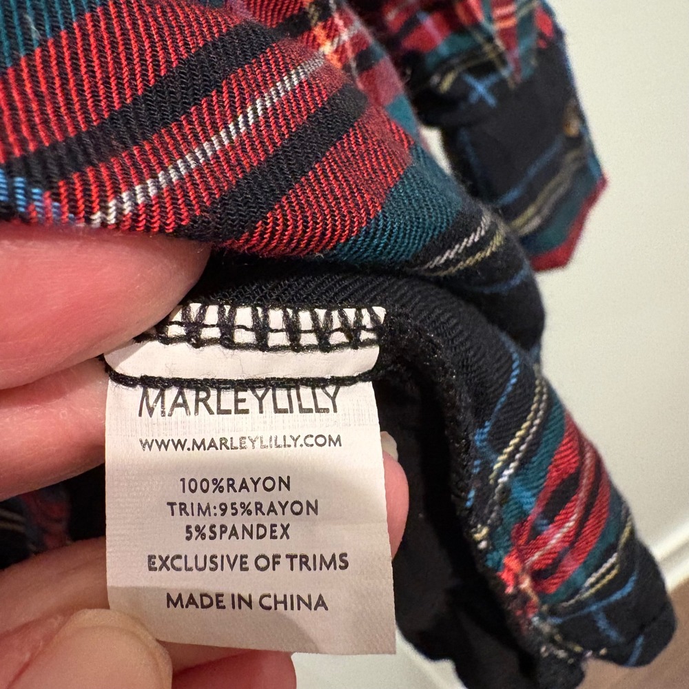 Marley Lilly Plaid Tunic Top XL Red Green Black Long Sleeve Button Front - Picture 8 of 10